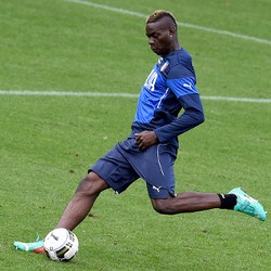 Conte: Balotelli Bukan Cedera Hamstring