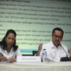 Rapat 1 Jam, Sudirman Said dan Rini Soemarno Bahas Harga BBM