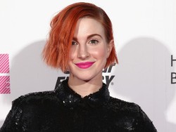 Hayley Williams Paramore Raih Billboard Trailblazer Award