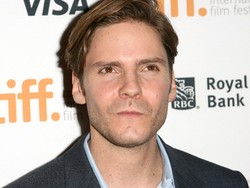 Ini Pemeran Karakter Jahat Misterius di Captain America 3