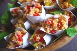 Desainer Belgia Buat Tempat Makanan Berbahan Kentang yang Bisa Dimakan