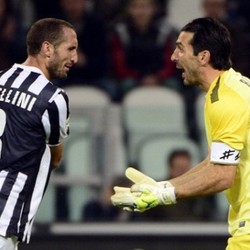 Marotta Sebut Buffon dan Chiellini Tolak Gaji Besar dari Klub Lain