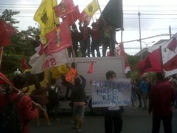 Warga Yogya Marah Jalan Diblokir Mahasiswa Tolak BBM, Polisi Turun Tangan