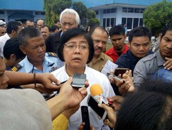 Ajak LSM Asing, Menteri Siti Nurbaya Pantau Kebakaran Hutan di Riau