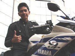 Ibu, Yamaha R15 Ini Aku Persembahkan Untukmu