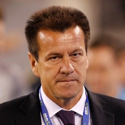 Ini Respons Dunga atas Curhatan Thiago Silva soal Ban Kapten Brasil