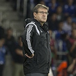 Bosnia Pecat Pelatih