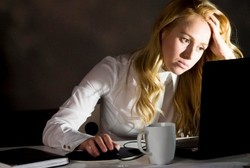 Hati-hati, Studi Ungkap Kerja Shift Malam Bikin Anda Berisiko Gemuk