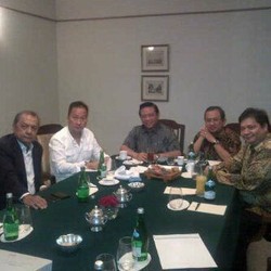 Caketum Golkar Kompak Lawan Ical