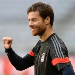 Alonso Bidik Gelar Liga Champions Ketiga