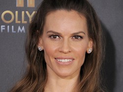 Hollywood Dinilai Masih Diskriminatif Soal Honor Aktor Perempuan dan Lelaki