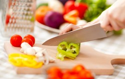 Lebih Praktis dan Irit dengan Bikin Stok Kaldu dan Bumbu