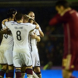 Loew Sebut Kemenangan atas Spanyol Jadi Cara Tepat Tutup Tahun