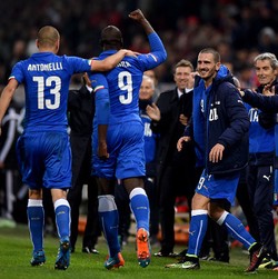 Italia Kalahkan Albania Lewat Gol Tunggal Okaka