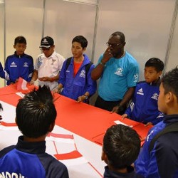 Menularkan Ritual Timnas kepada Anak-Anak U-12