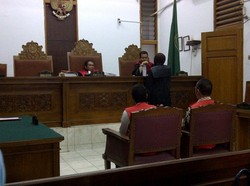 2 Alumni SMA 3 Jakarta Terdakwa Penganiaya Arfiand Jalani Sidang Perdana