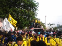 Tolak Kenaikan Harga BBM, Aliansi BEM Demo di Depan Istana