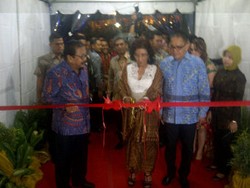 Gubernur Jatim Minta Menteri Susi Selesaikan Persoalan Garam