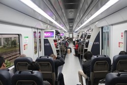 Seperti Ini Rasanya Naik Kereta Bandara Kualanamu