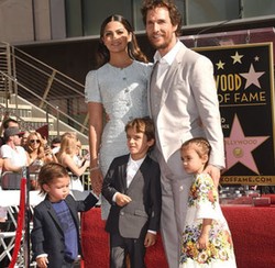 Gaya Pasangan Stylish Hollywood: Matthew McConaughey dan Camila Alves