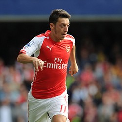 Belum Gemilang dan Malah Cedera, Oezil Tak Risau