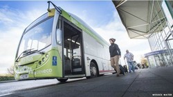 Inggris Operasikan Bus Bertenaga Tinja Manusia dan Sampah Makanan