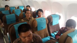 Penampakan Jokowi dan Iriana Goes to Singapore di Kursi 44 A dan B di Pesawat Garuda