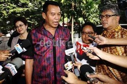 Senior PDIP Sentil Jokowi yang Tunjuk Jaksa Agung dari Politisi