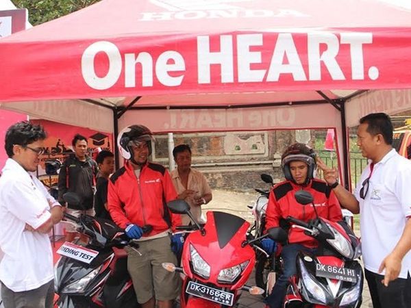 Yuk, Jajal Motor Honda