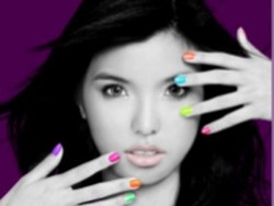 Penyanyi Indonesia Sukses Isi Video Musik Disney Channel