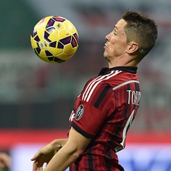 Meski Masih Seret Gol, Torres Bertekad Jadi Topskorer Milan