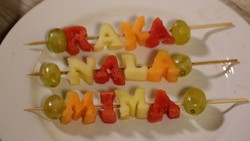 Yuk Dicoba, Cara Mudah Agar Anak Suka Makan Buah