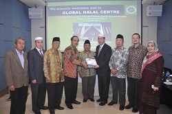 Asosiasi Islam Tiongkok Akui Keunggulan Proses Sertifikasi Halal oleh MUI