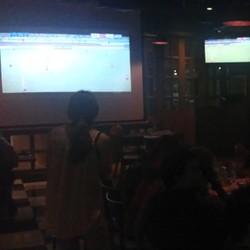 Serunya Nonton Bareng Indonesia Lawan Vietnam