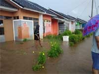 PJU dan Banjir, Mohon Solusi Pengembang Sanggar Indah Group