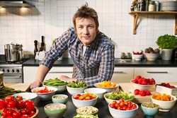 Disiplinkan Anak Memakai Cabai, Jamie Oliver Dikritik Banyak Pihak