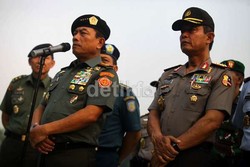 Panglima TNI Siap Bantu Menteri Susi Tenggelamkan Kapal Pencuri Ikan