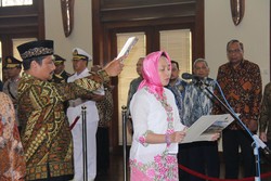 Dilantik Hari ini, Prof Dwikorita Jadi Rektor Wanita Pertama di UGM