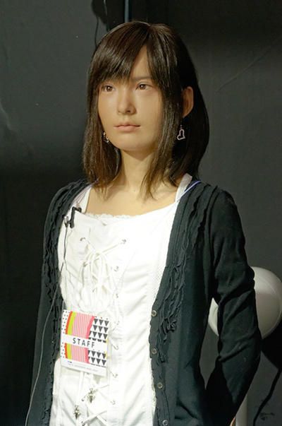 Asuna, Robot Cantik untuk Pria Kesepian