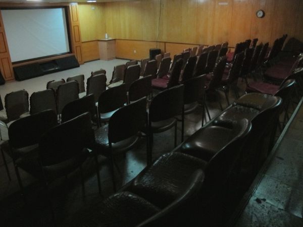 Penampakan Bioskop Mini di 'Kapal Pesiar' Pelni