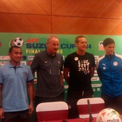 Menolak Indonesia Disebut Favorit, Riedl: Ini Laga 50-50