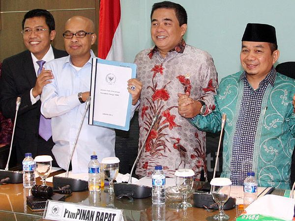 KMP Gulirkan Hak Interpelasi Kenaikan BBM KMP Gulirkan Hak Interpelasi Kenaikan BBM