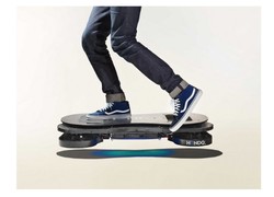 Skateboard Melayang ala Film Back to the Future