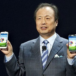 Jabatan Bos Ponsel Samsung Digoyang