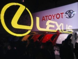 Selang Bensin Bocor, Toyota Recall 422.509 Lexus