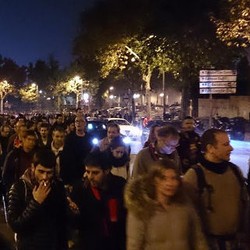 Begini Nonton Bola yang Nyaman