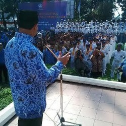 Anies: Jadi Guru Bukan Pengorbanan, Tapi Kehormatan