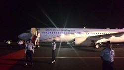 Jokowi Terbang dari Lampung ke Bengkulu Naik Pesawat Kepresidenan