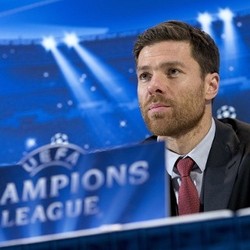 Xabi Kini Berlari Lebih Sedikit, tapi Berpikir Lebih Keras