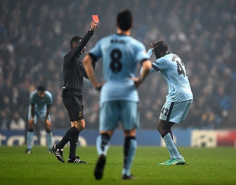 Mewaspadai Potensi Pesta Kartu di Etihad